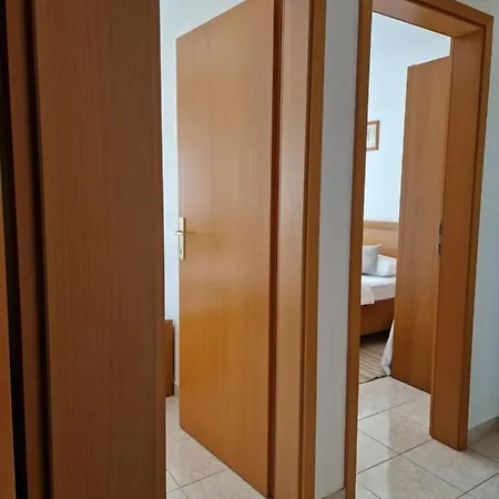 Apartament Iva *